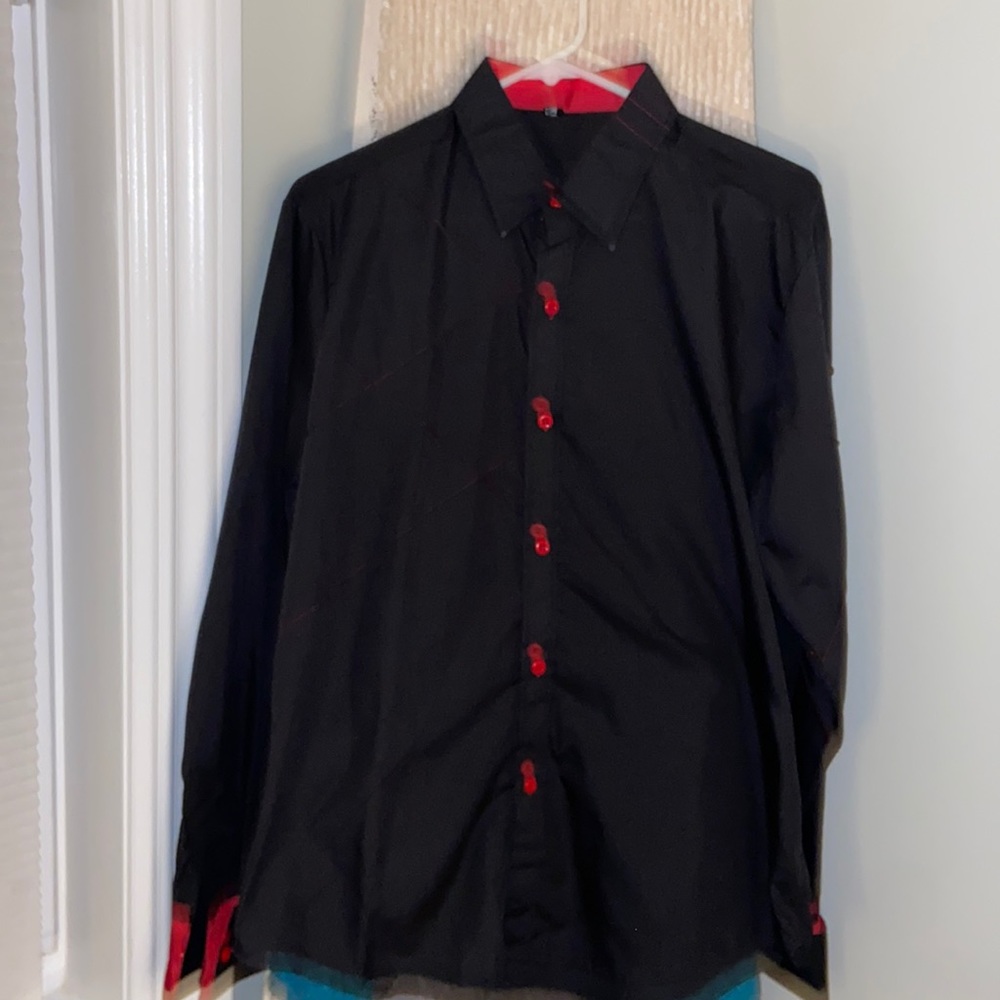 Men’s button down shirt, red and black